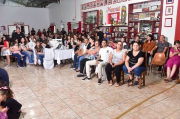 Foto - Eleitas as soberanas da 9ª Expocelb de Coronel Barros durante cerimônia no Clube Ipiranga