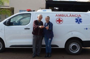 Nova ambulância complementa frota da Secretaria de Saúde de Coronel Barros