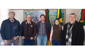 Prefeitura de Coronel Barros recebe equipe do DNIT para tratar de acessos e novos trevos na BR-285