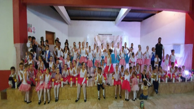 Noite dos Príncipes e Princesas encanta e envolve comunidade