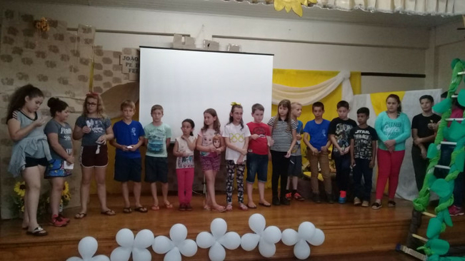 Projeto Cheirinho de Criatividade envolve alunos da Escola Miguel Burnier