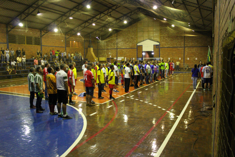 Inicia o Campeonato municipal de futsal de Coronel Barros