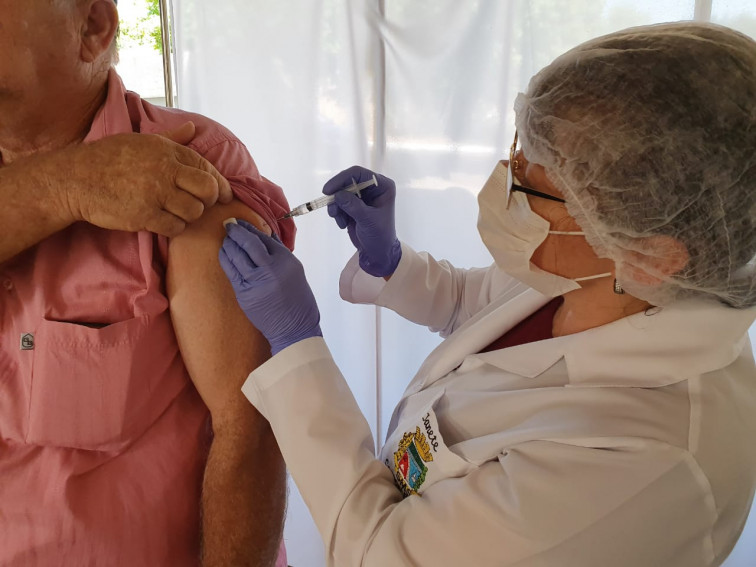 Campanha de vacinação contra a gripe inicia em Coronel Barros para os idosos